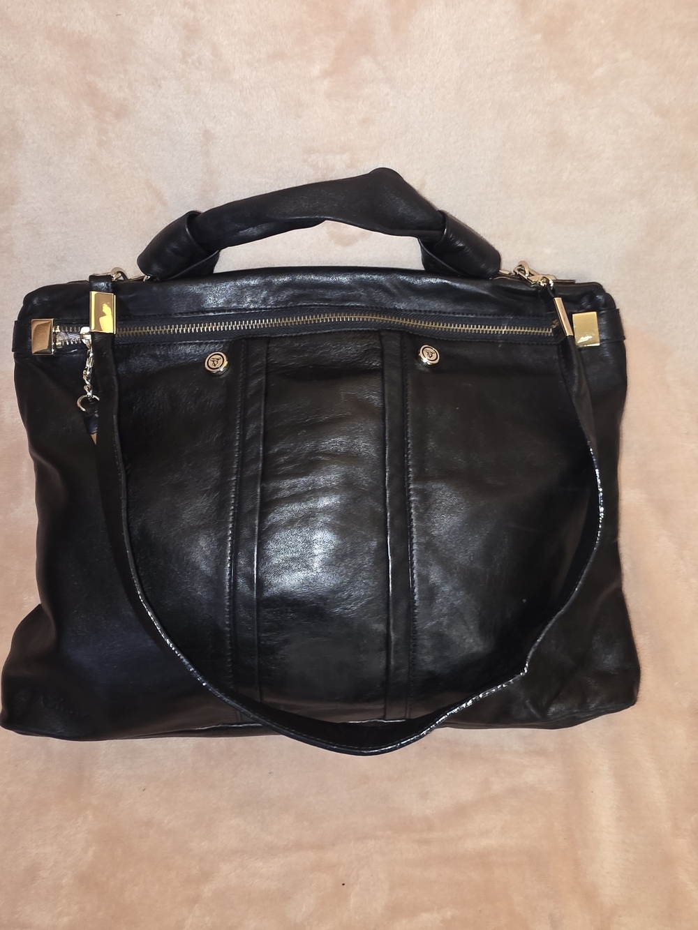 Tre Vero Black Leather Shoulder Bag with Gold Hardware